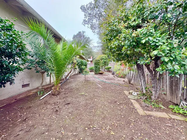 $725,000 | 2760 Clifford Street, Napa, CA 94558