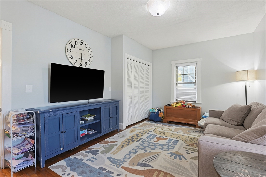 97 Middle Road Acushnet, MA 02743 - Photo 14 of 39