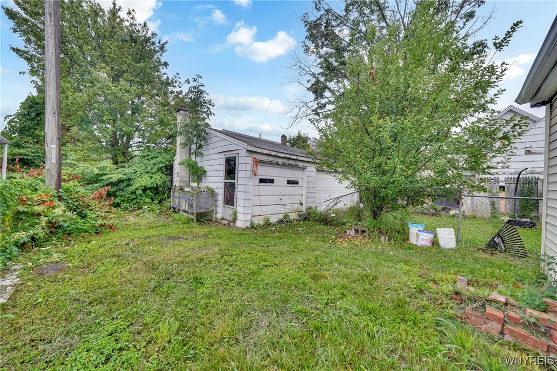 335 Austin Street Buffalo, NY 14207 - Photo 27 of 45