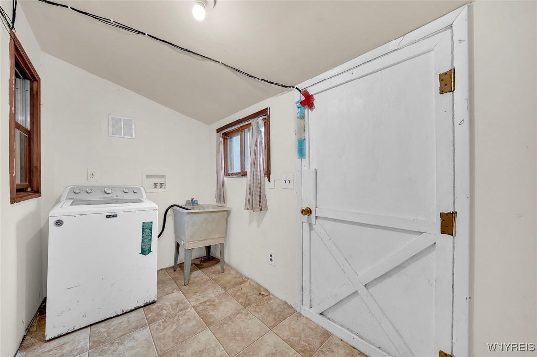 335 Austin Street Buffalo, NY 14207 - Photo 42 of 45