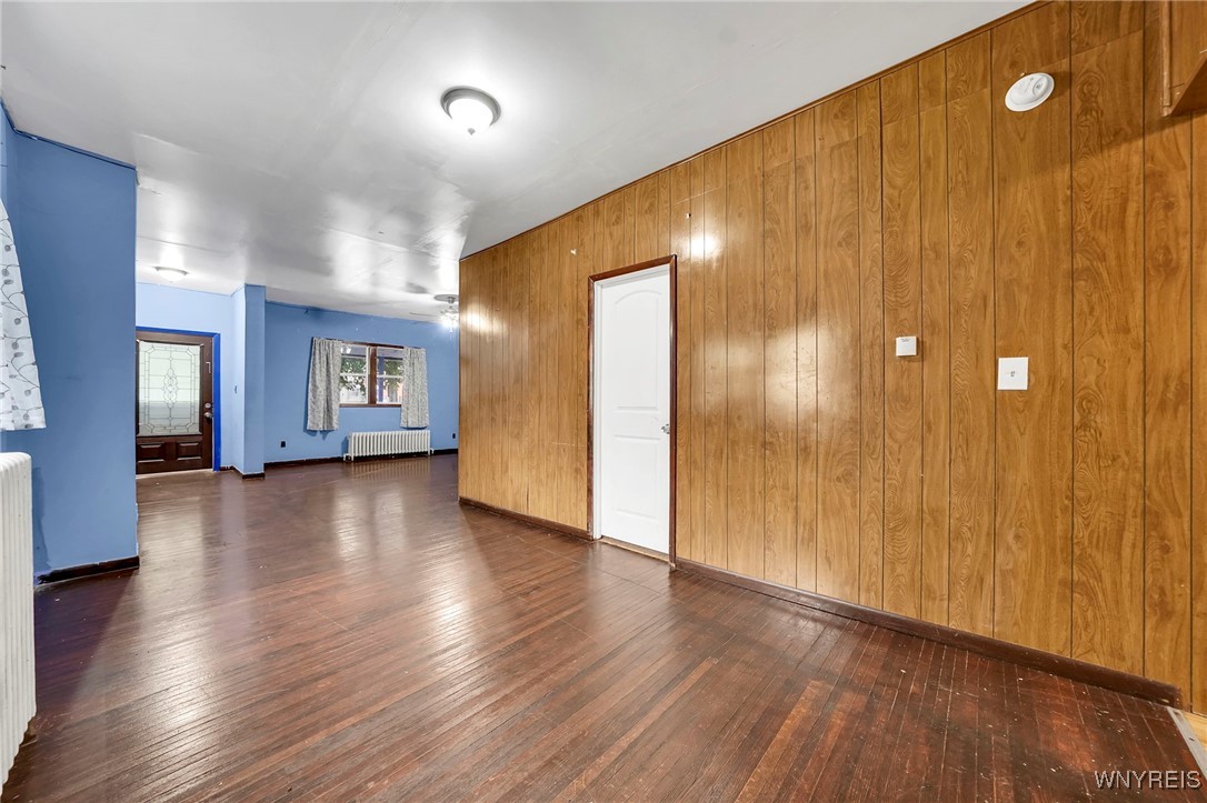 335 Austin Street Buffalo, NY 14207 - Photo 6 of 45