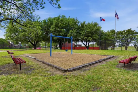 $429,500 | 2010 Walnut Creek Trail, Garland, TX 75040