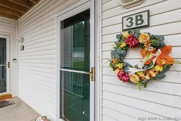 $265,000 | 464 Cedar Heights Drive, Unit 3B, Camdenton, MO 65020