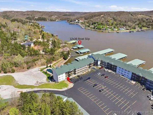 $265,000 | 464 Cedar Heights Drive, Unit 3B, Camdenton, MO 65020