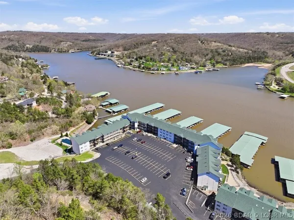 $265,000 | 464 Cedar Heights Drive, Unit 3B, Camdenton, MO 65020