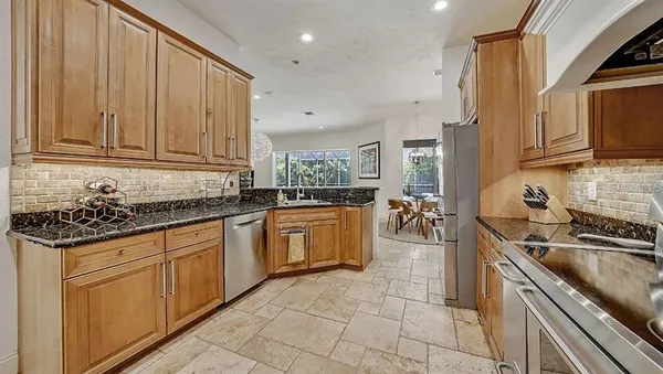 $15,000 | 1725 Bonita Lane, Sarasota, FL 34239