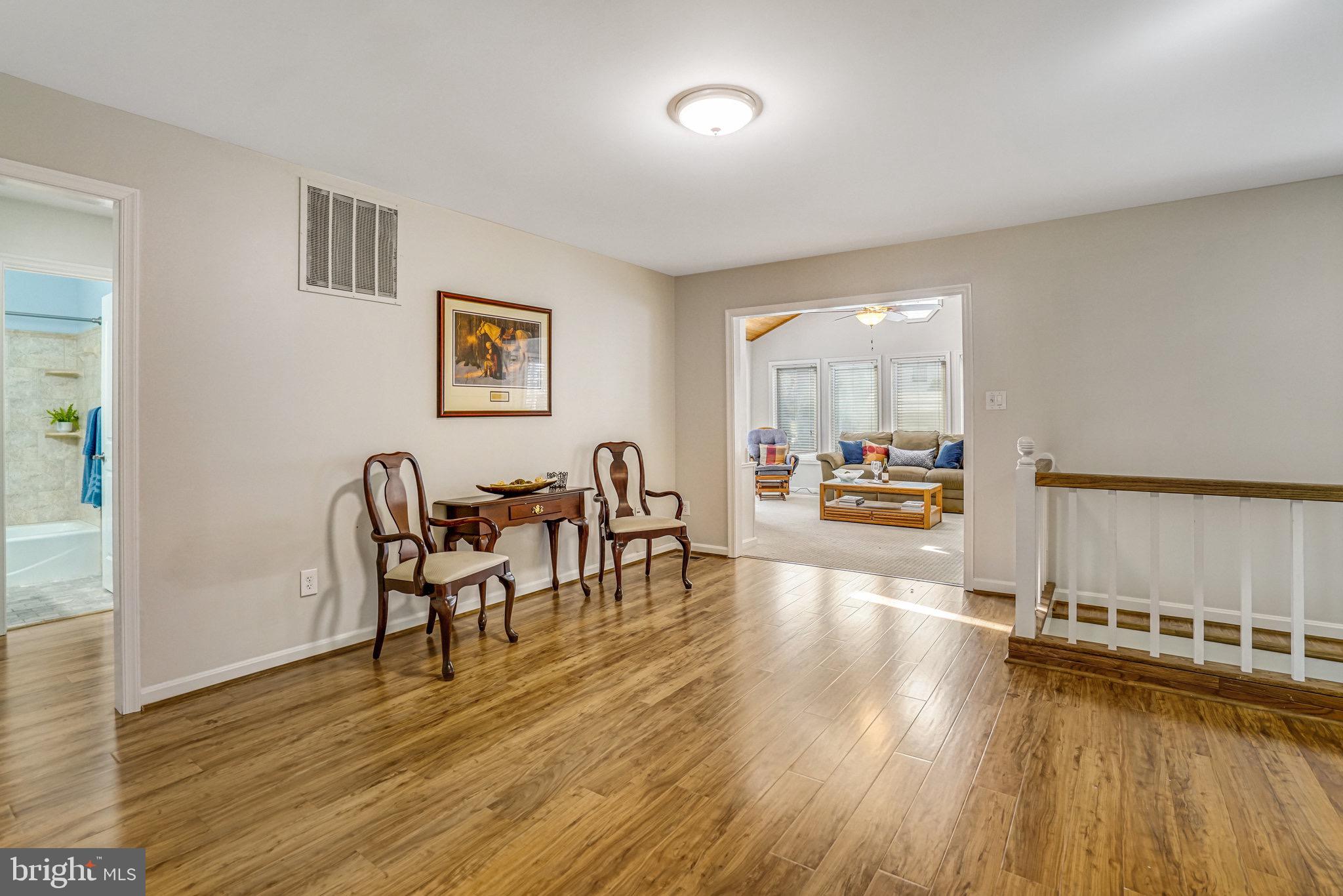 7266 Linden Tree Lane Springfield, VA 22152 - Photo 3 of 26 Gallery Image 3