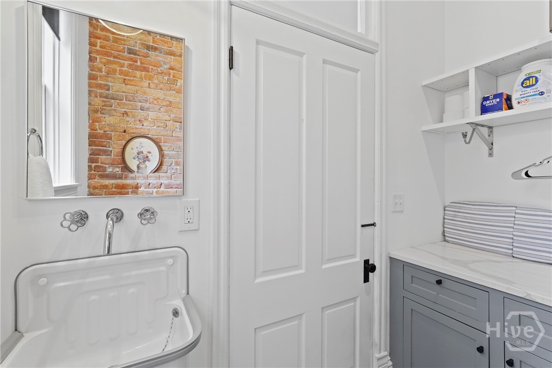 415 Whitaker Street Savannah, GA 31401 - Photo 18 of 67