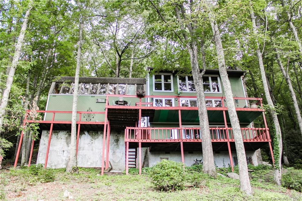 138 Lakeview Road Spruce Pine, NC 28777 - Photo 2 of 31 Gallery Image 2