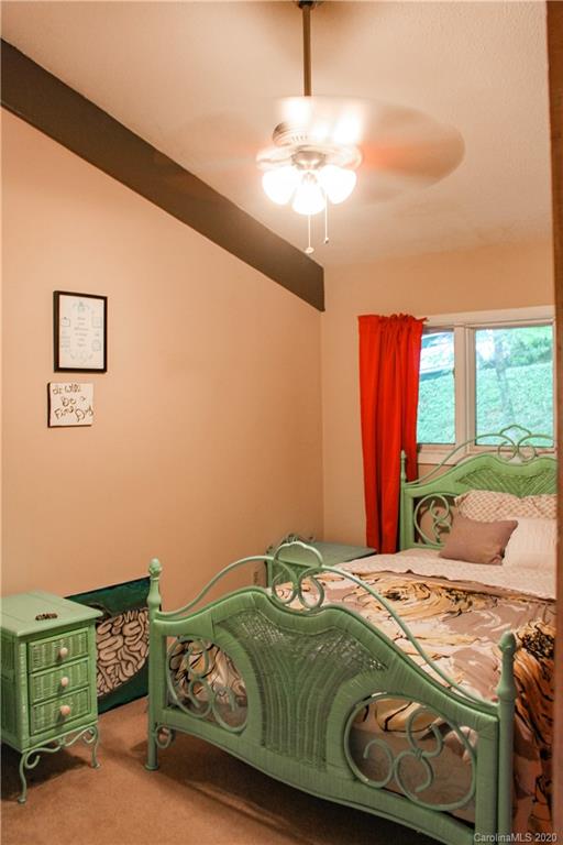 138 Lakeview Road Spruce Pine, NC 28777 - Photo 21 of 31 Gallery Image 21
