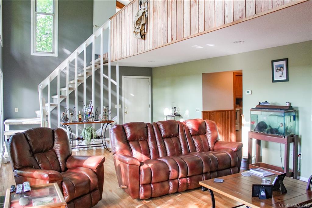 138 Lakeview Road Spruce Pine, NC 28777 - Photo 7 of 31 Gallery Image 7