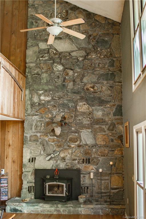 138 Lakeview Road Spruce Pine, NC 28777 - Photo 9 of 31 Gallery Image 9