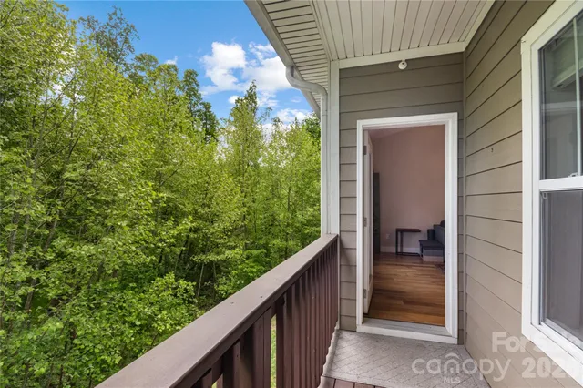 $284,000 | 124 Foxden Drive, Unit 303, Fletcher, NC 28732