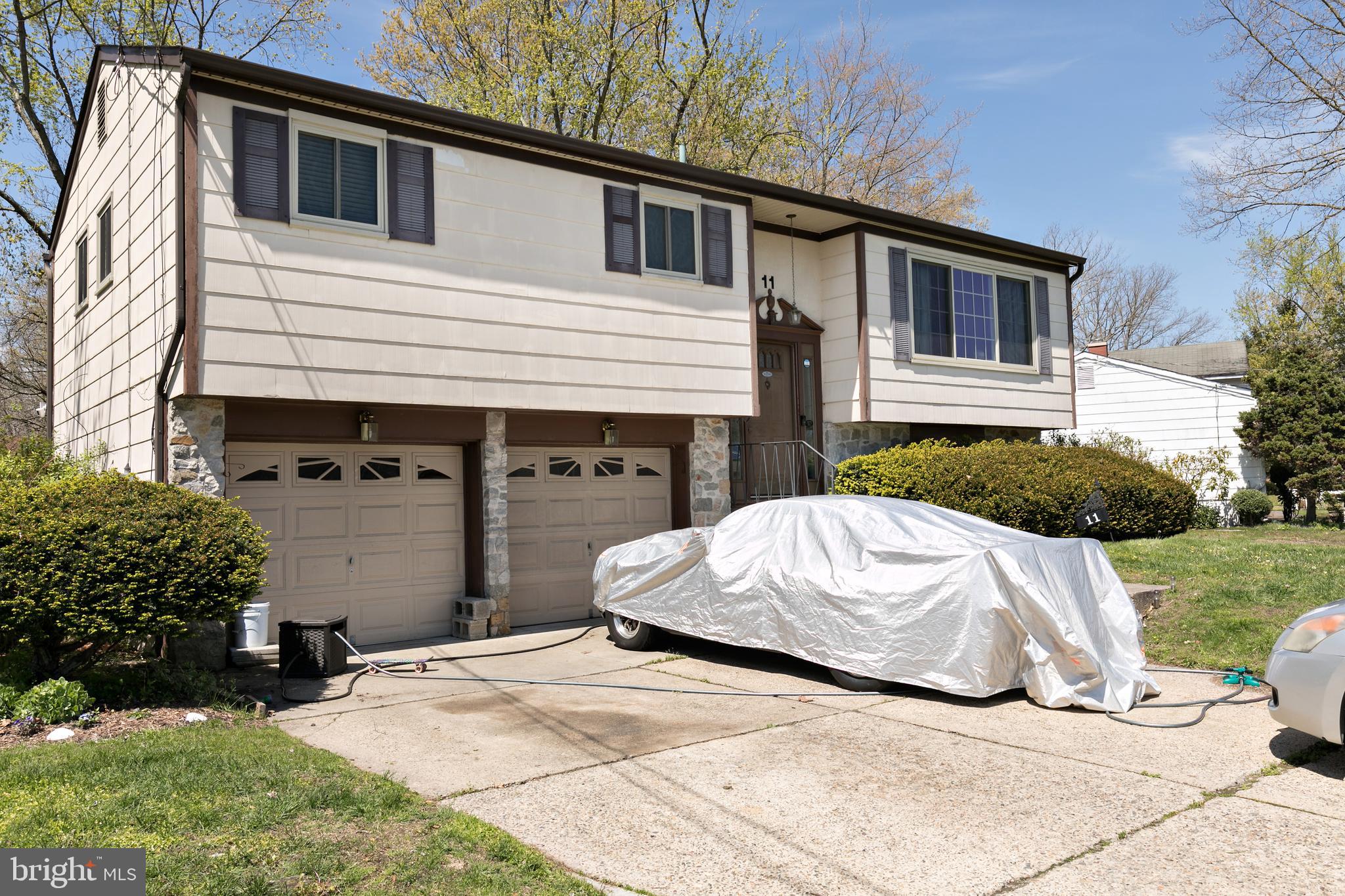 11 Harvard Road Atco, NJ 08004 - Photo 2 of 22 2 Car Garage and Driveway Parking