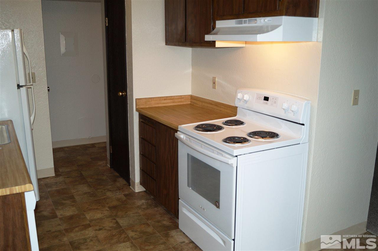 4608 Neil Road, Unit 275 Reno, NV 89502 - Photo 4 of 13 a utility room with dryer and washer