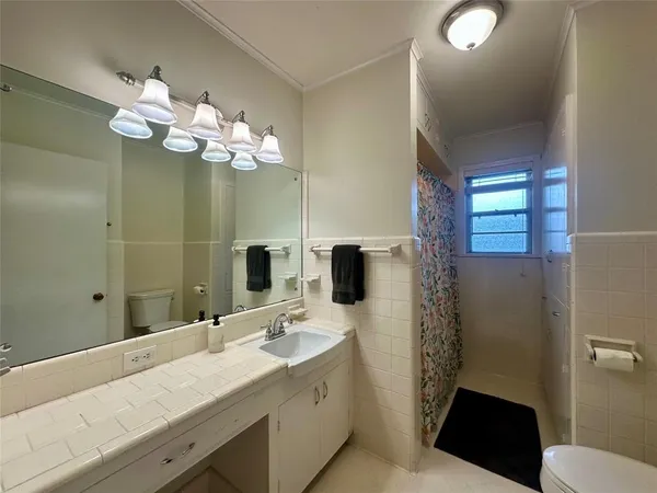 $1,800 | 2011 Audubon Place, Shreveport, LA 71105