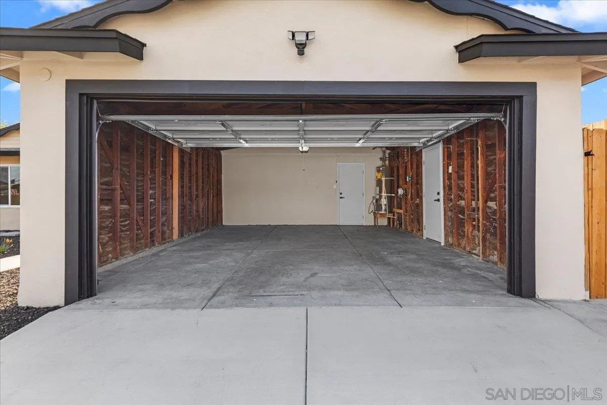 505 Parkbrook Street Spring Valley, CA 91977 - Photo 45 of 46 Gallery Image 45
