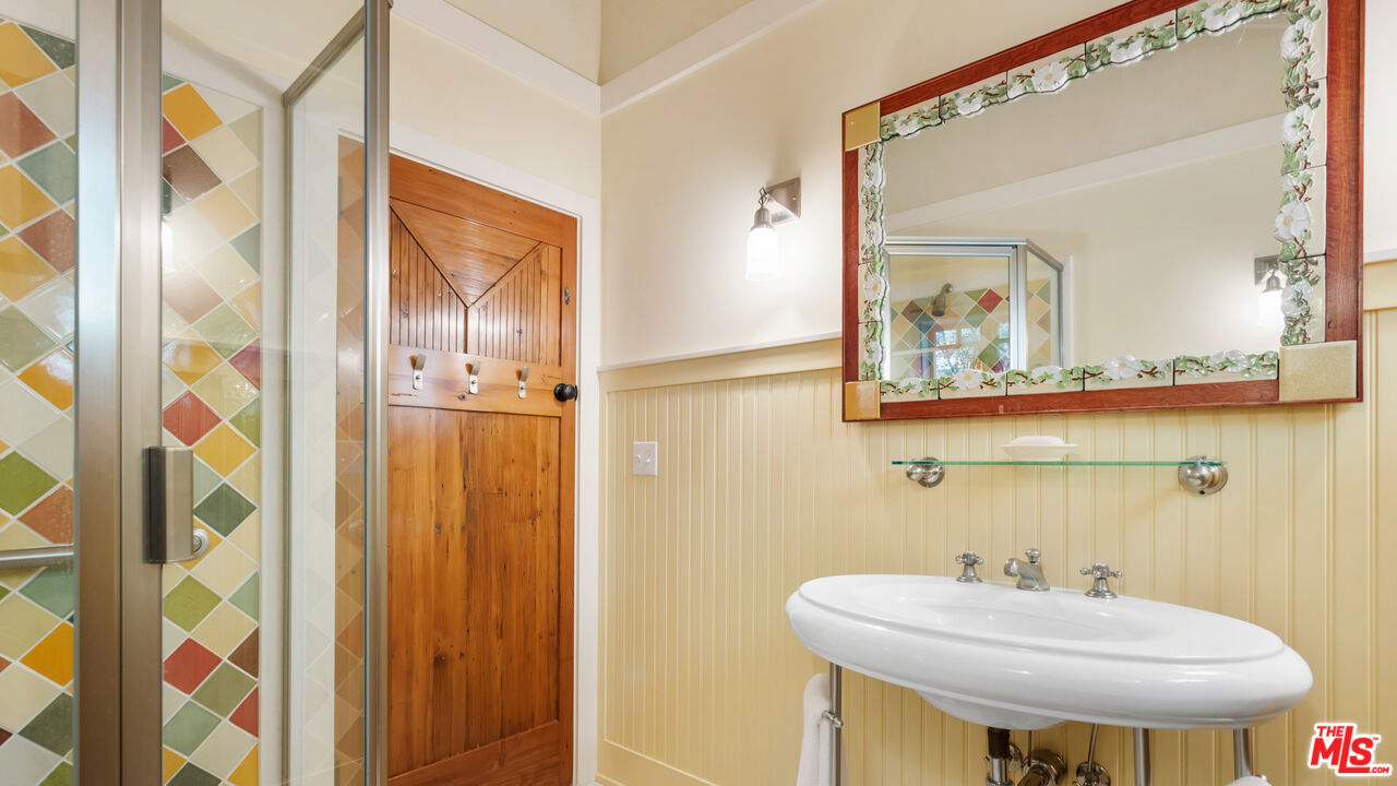 635 Greenleaf Canyon Road Topanga, CA 90290 - Photo 30 of 64