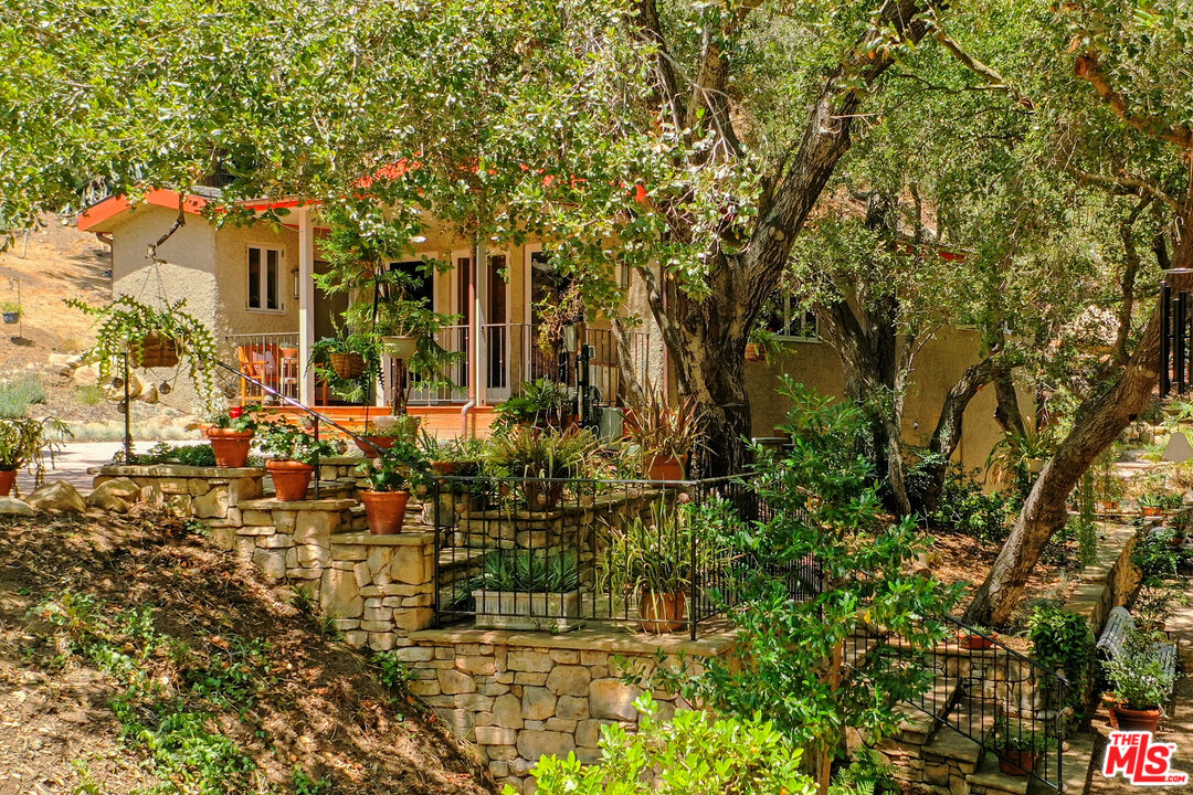 635 Greenleaf Canyon Road Topanga, CA 90290 - Photo 33 of 64