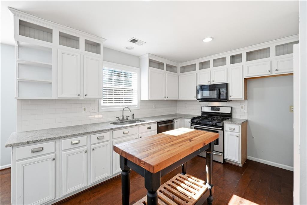 3021 Heatherbrook Trace Canton, GA 30114 - Photo 11 of 52