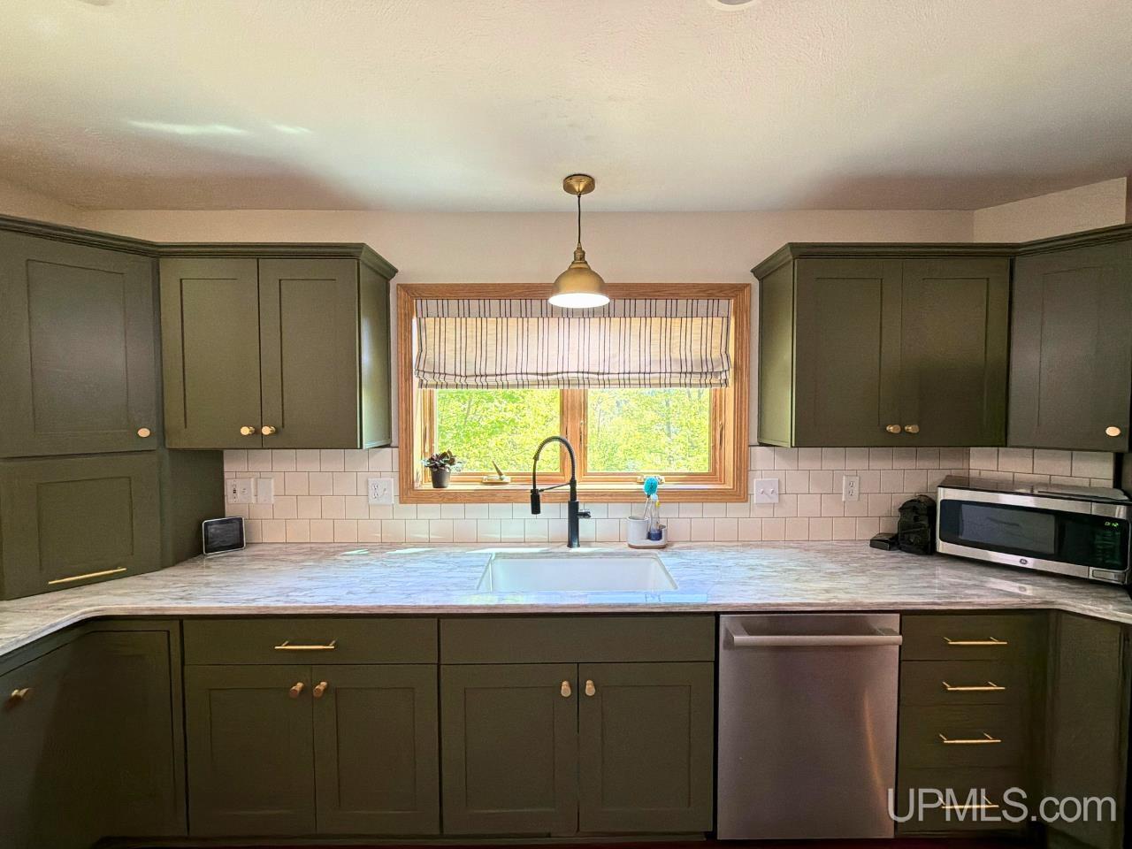 340 Pelissier Lake Road Marquette, MI 49855 - Photo 27 of 65