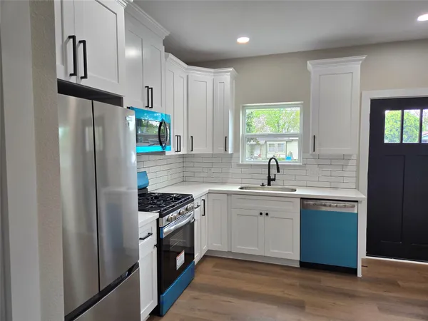 $1,050 | 7830 Woodlyn Road, Unit B, Houston, TX 77028