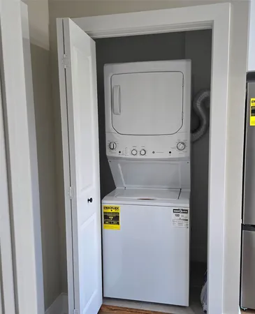 $1,050 | 7830 Woodlyn Road, Unit B, Houston, TX 77028