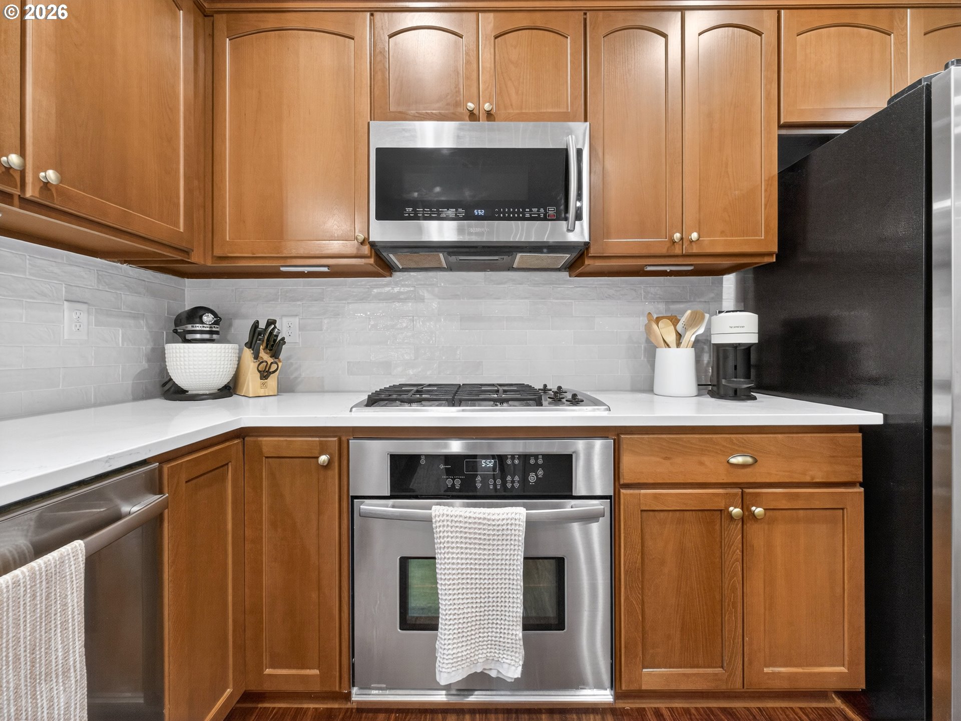 17118 Southwest Sonnet Way King City, OR 97224 - Photo 18 of 48 Kitchen