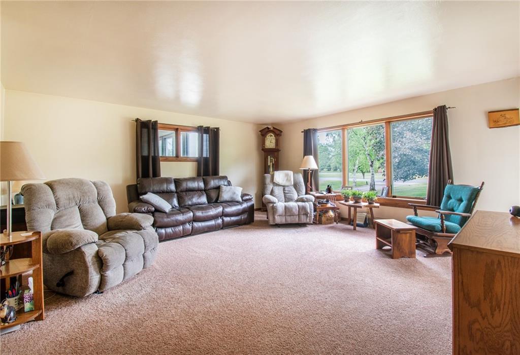 137 Lakewood Road New Castle, PA 16101 - Photo 13 of 27 Gallery Image 13