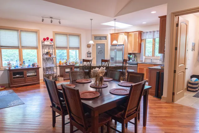 $599,900 | 18774 Old Field Road, New Buffalo, MI 49117