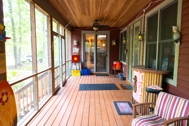 $599,900 | 18774 Old Field Road, New Buffalo, MI 49117