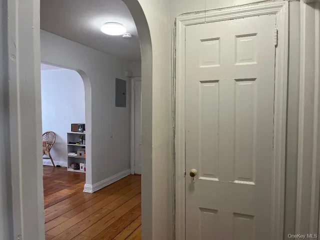 a picture of a wall with a white wall and a picture