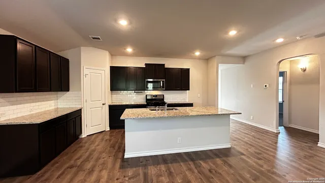 $1,595 | 6710 Orff Point, San Antonio, TX 78252