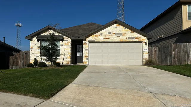 $1,595 | 6710 Orff Point, San Antonio, TX 78252