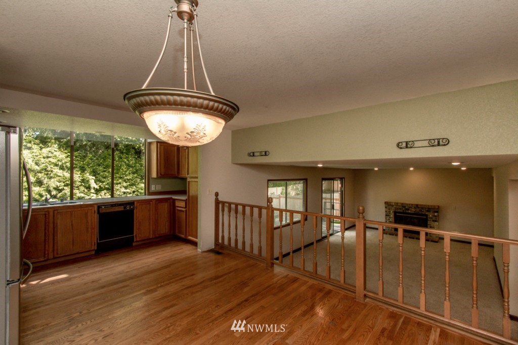 2329 243rd Place Southeast Bothell, WA 98021 - Photo 13 of 24