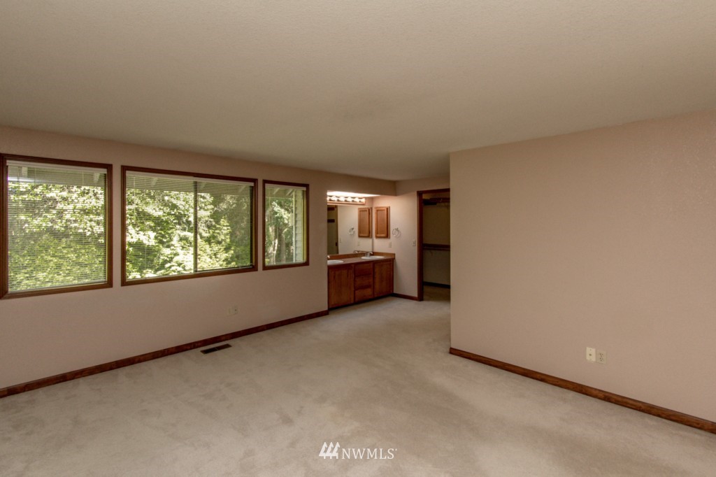 2329 243rd Place Southeast Bothell, WA 98021 - Photo 21 of 24