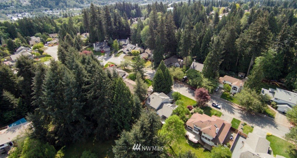 2329 243rd Place Southeast Bothell, WA 98021 - Photo 4 of 24