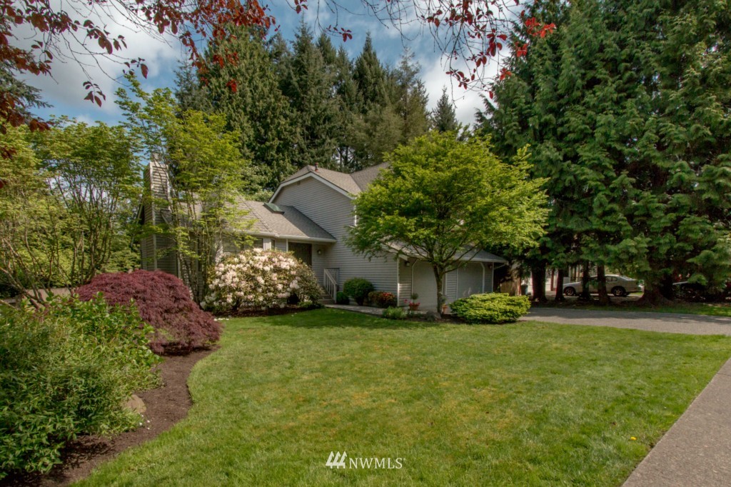 2329 243rd Place Southeast Bothell, WA 98021 - Photo 5 of 24