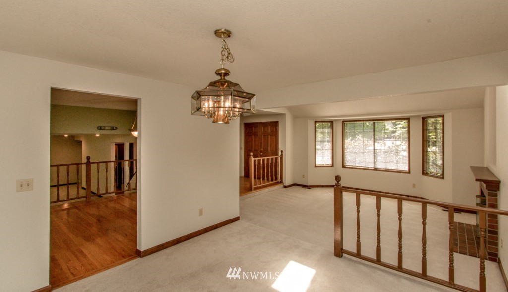 2329 243rd Place Southeast Bothell, WA 98021 - Photo 10 of 24