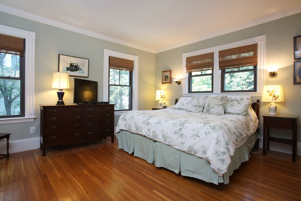 16 Rutledge Street Boston, MA 02132 - Photo 9 of 19 Gallery Image 9