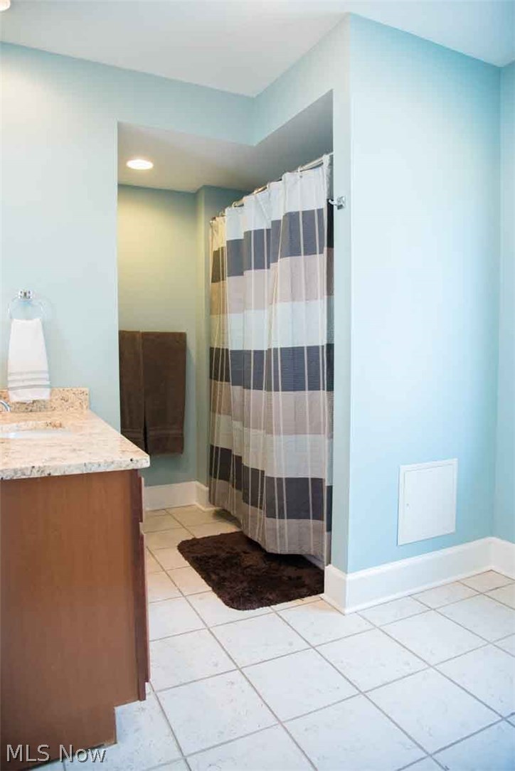 3420 Clarendon Road Cleveland, OH 44118 - Photo 16 of 30 Gallery Image 16