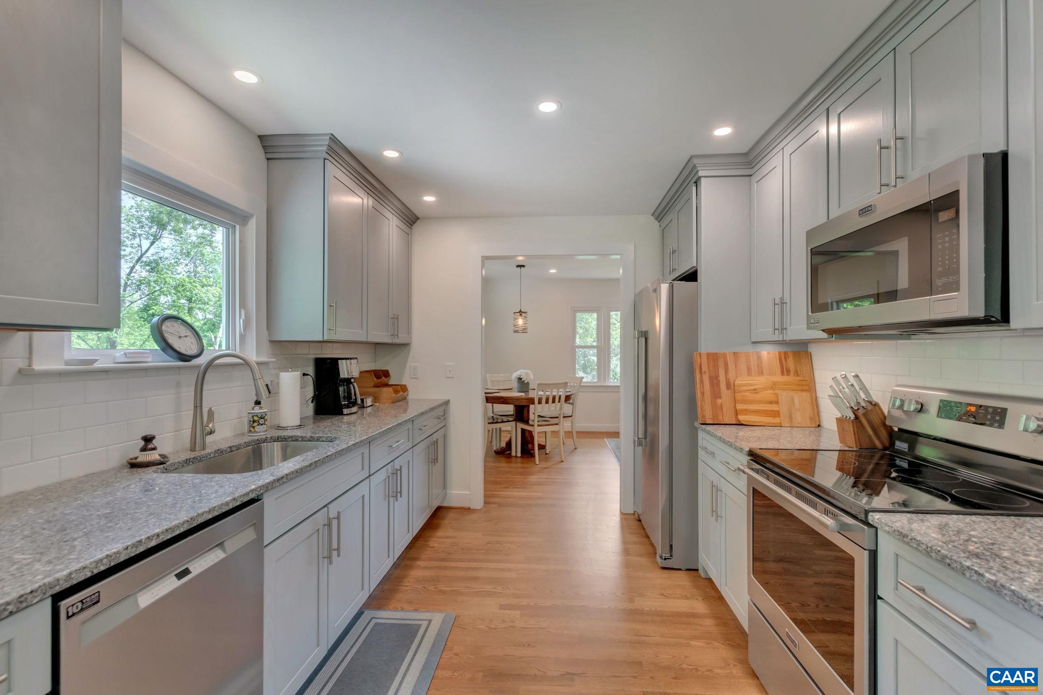 4362 Ivy Road Charlottesville, VA 22903 - Photo 13 of 73