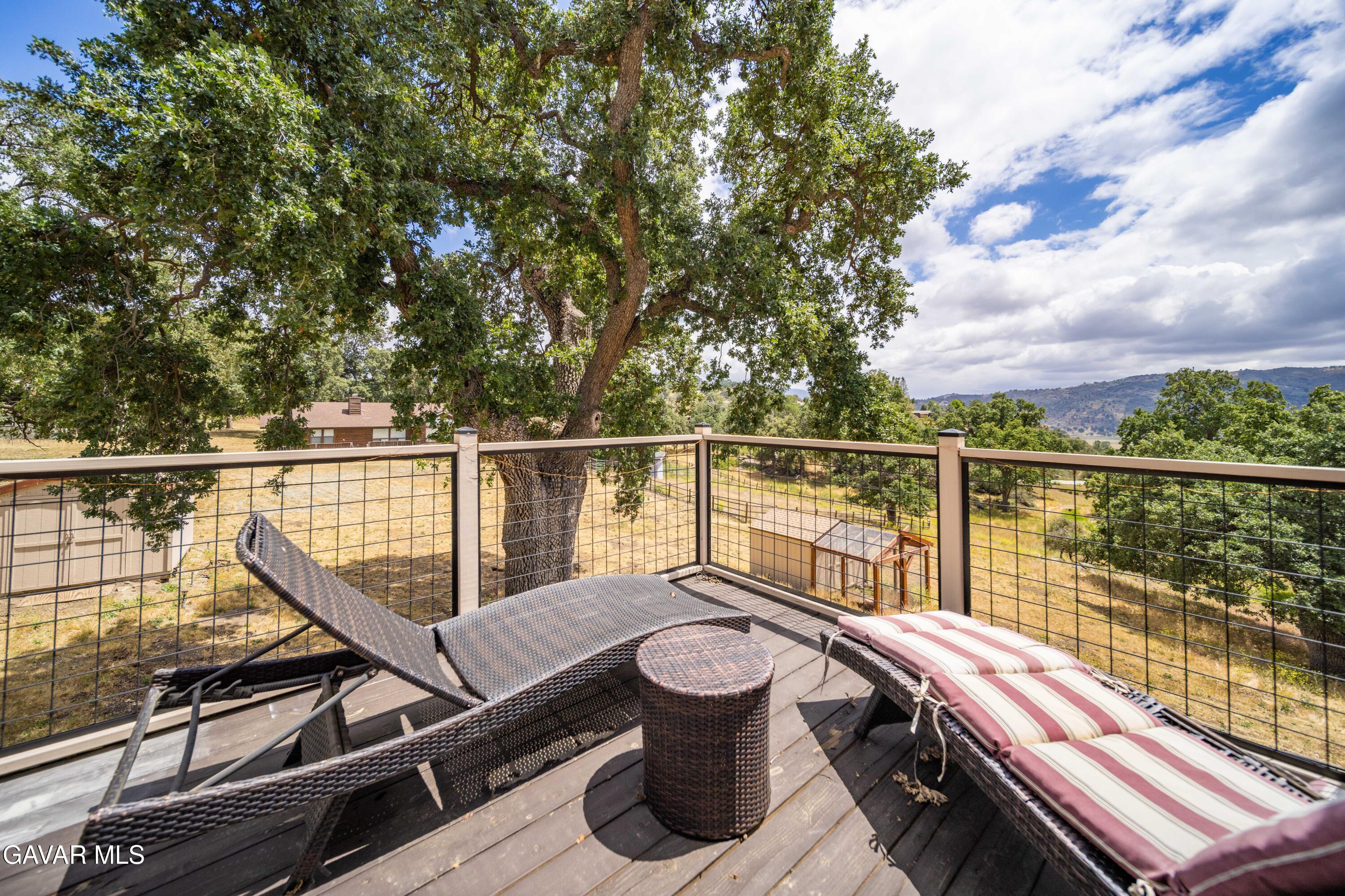 27200 Bear Valley Road Tehachapi, CA 93561 - Photo 26 of 40 27200 Bear Valley Rd Tehachapi,-26