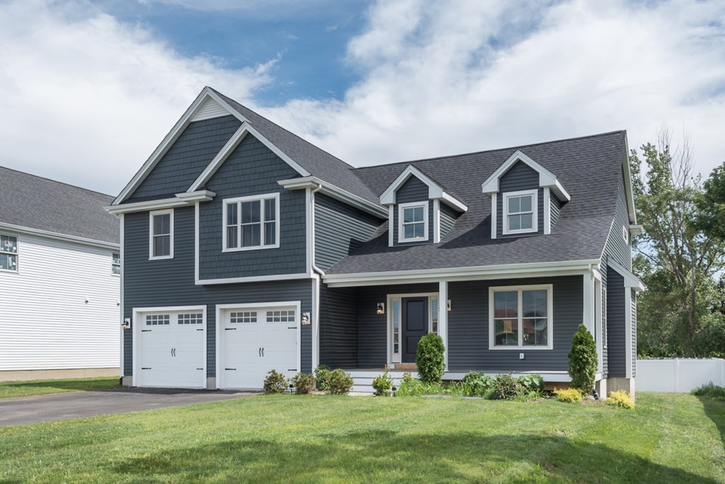 7 Thomas Mann Circle Norfolk, MA 02056 - Photo 2 of 26