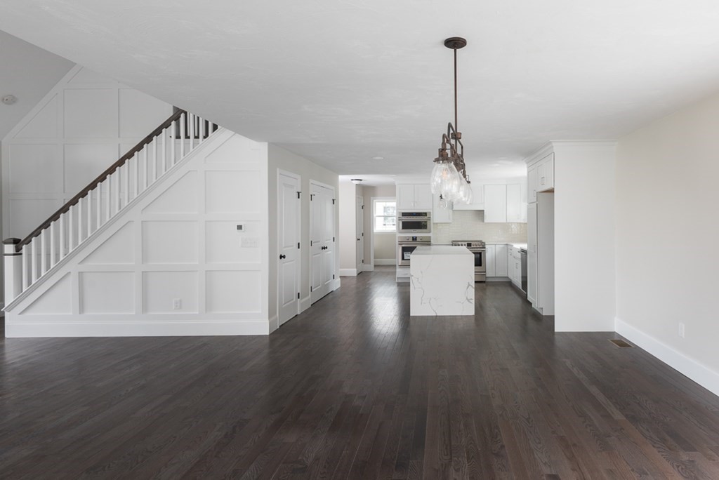 7 Thomas Mann Circle Norfolk, MA 02056 - Photo 7 of 26