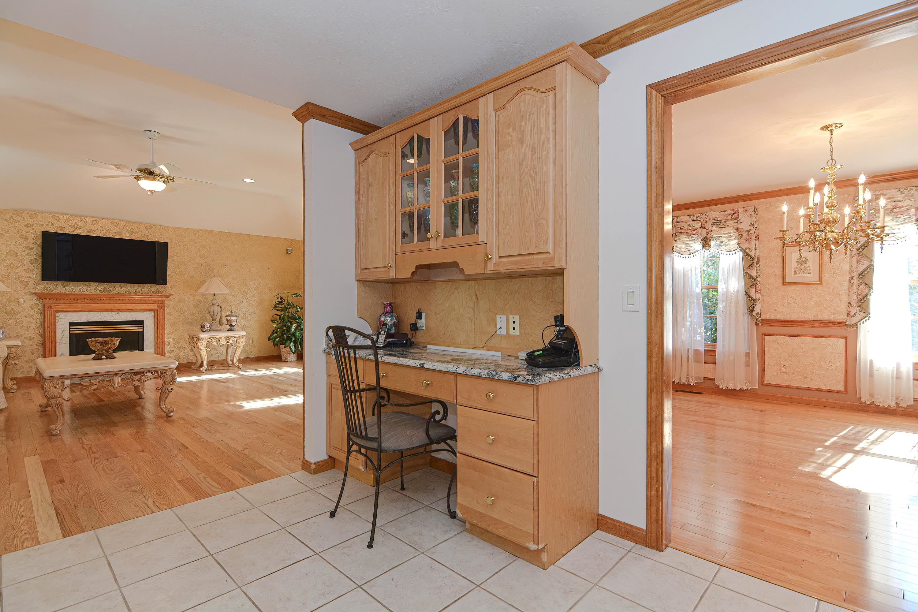 12 Quarry Road Nashua, NH 03062 - Photo 11 of 39