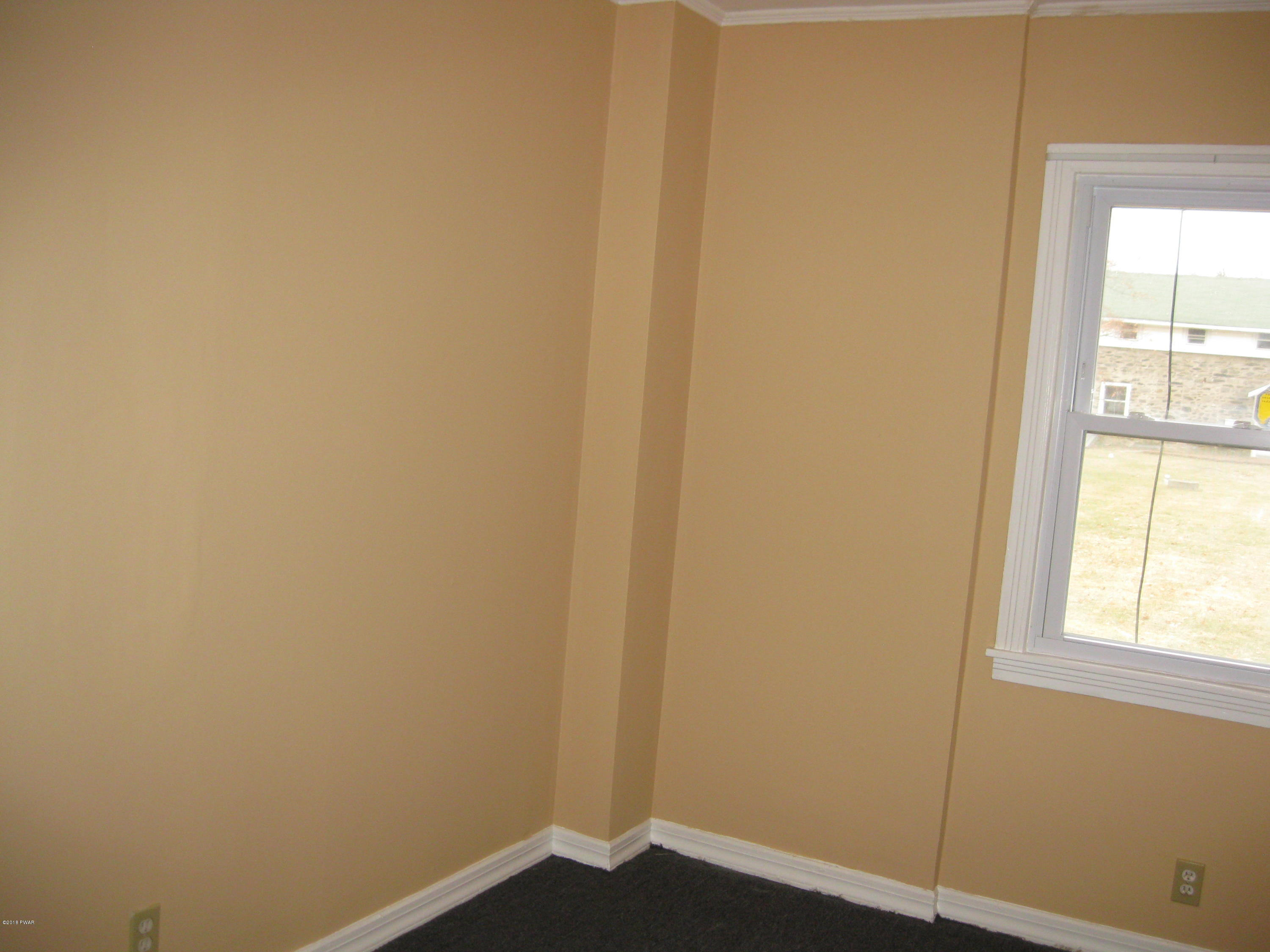 23 1st Street, Unit 2 Matamoras, PA 18336 - Photo 7 of 11