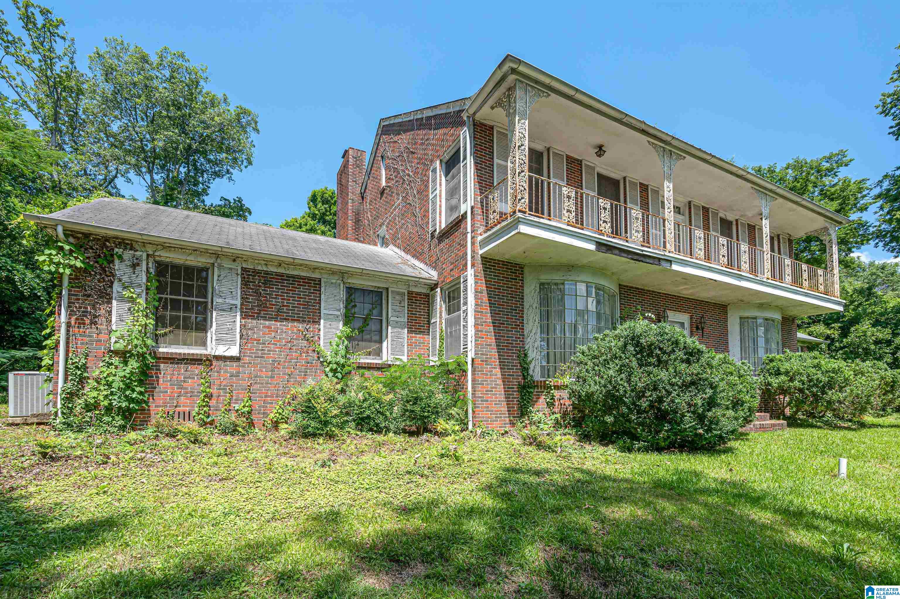 3 Meadow Lane Bessemer, AL 35020 - Photo 2 of 38