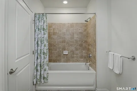$499,000 | 925 Old Pasture Drive, Unit 925, Danbury, CT 06810