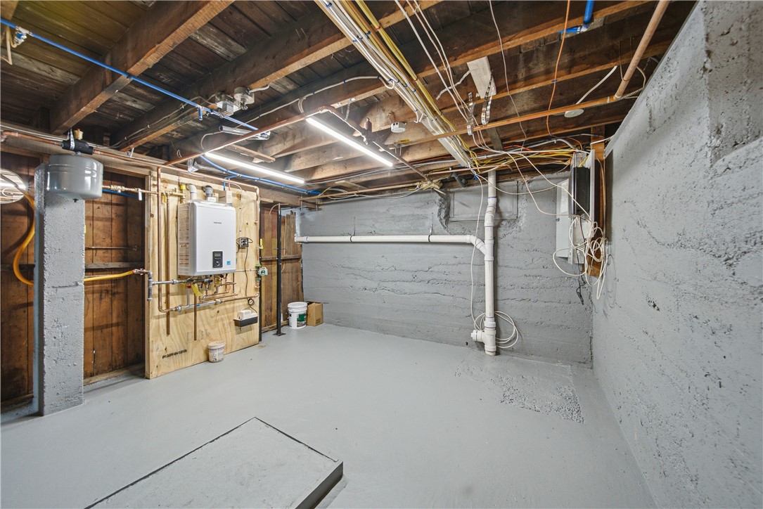 430 Cumberland Hill Road Woonsocket, RI 02895 - Photo 26 of 39